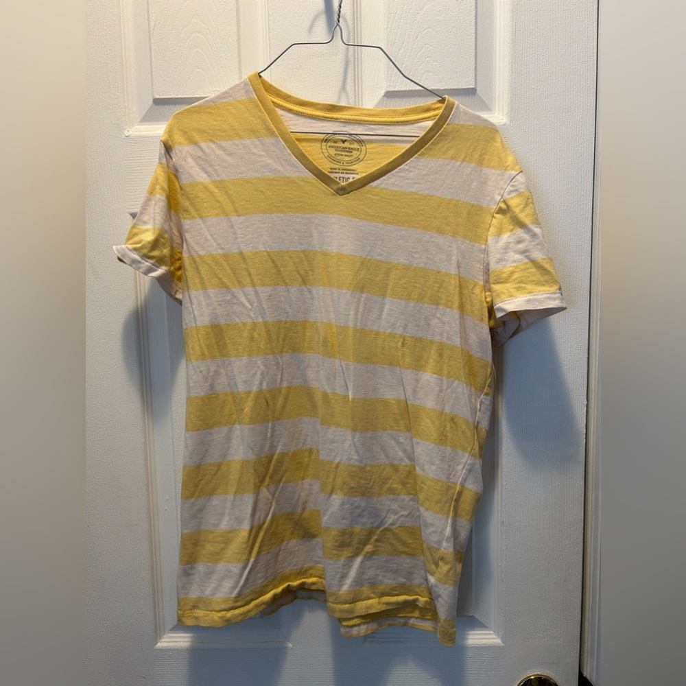 American Eagle shirt